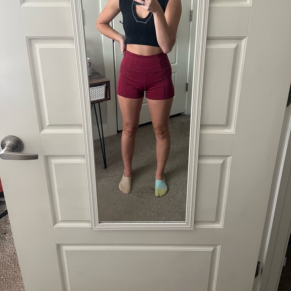 Biker shorts with pocket for phone